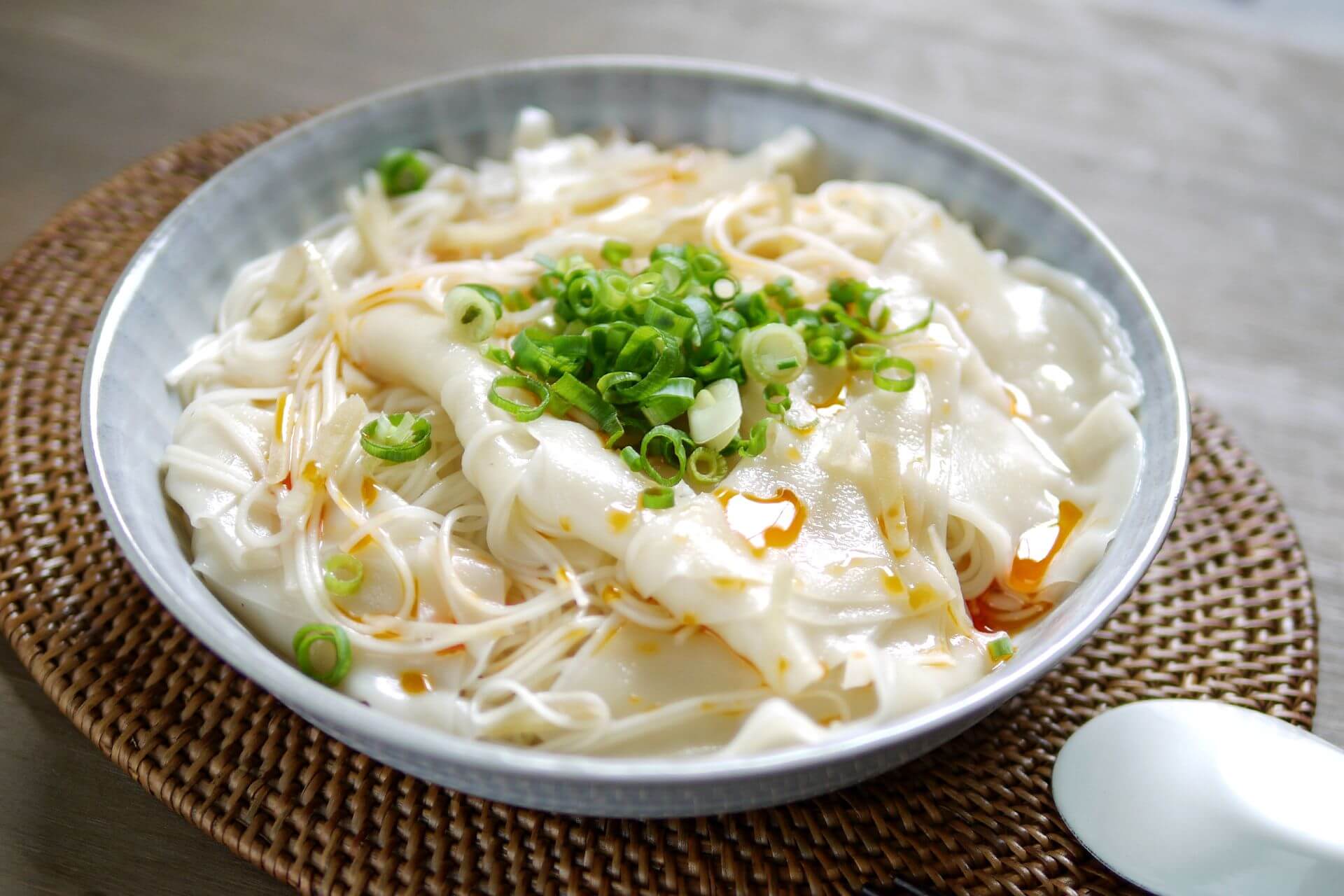 うま辛ワンタンとろみそうめん