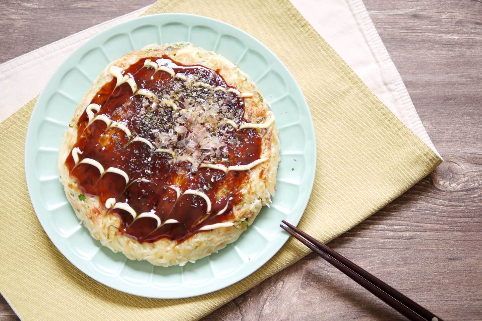 余ったそうめんを活用！ お好み焼き風そうめん